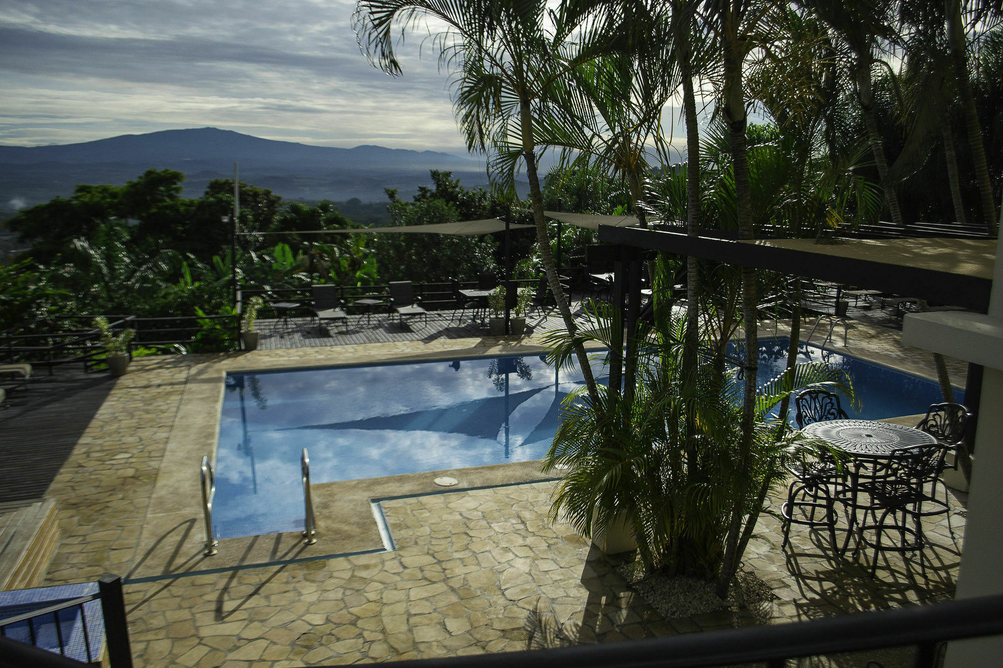 Hotel Boutique Villa Toscana Atenas Eksteriør bilde